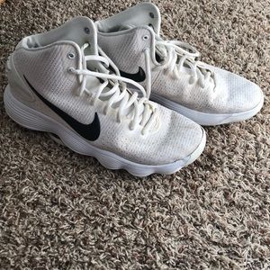 Nike Hyperdunk Basketball Shoes